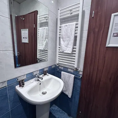 Two Bed Flat With Shared Indoor Swimming Pool Apartamento Bansko