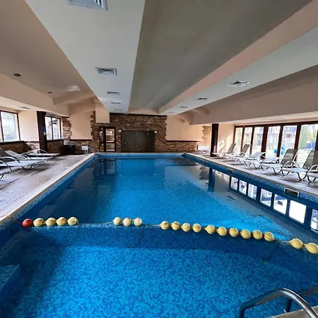 Two Bed Flat With Shared Indoor Swimming Pool Bansko